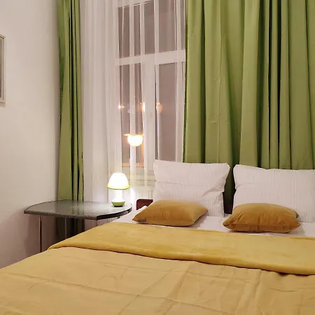 без вимикань світла в центрі