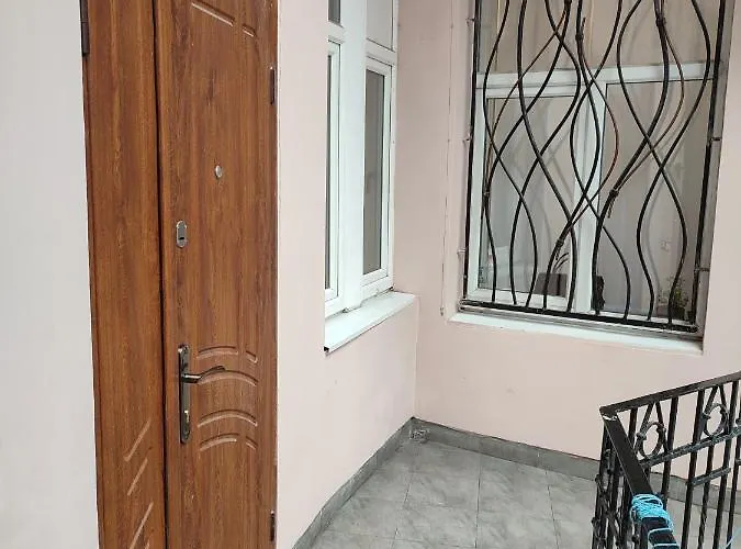 без вимикань світла в центрі